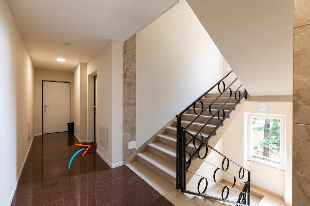 Apartment West - Modern And Comfortable *