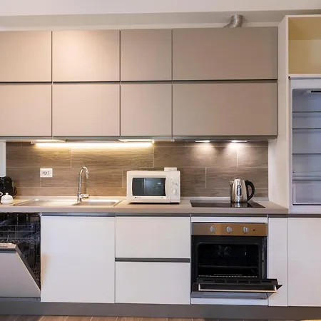 West Milan - Modern And Comfortable Apartment Exterior photo